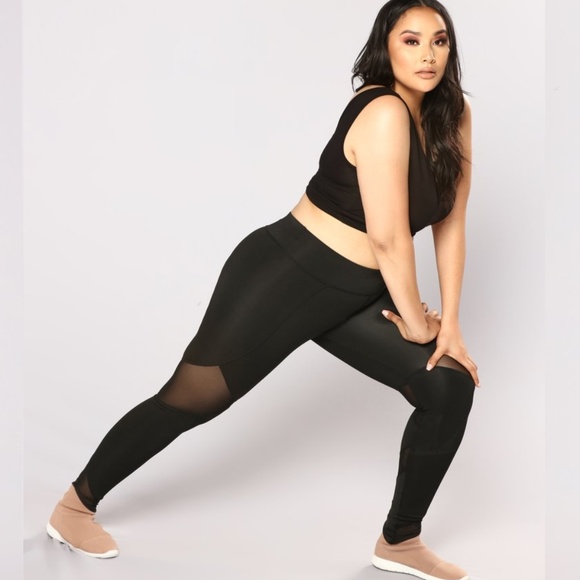 Black Mesh Leggins - Picture 5 of 9